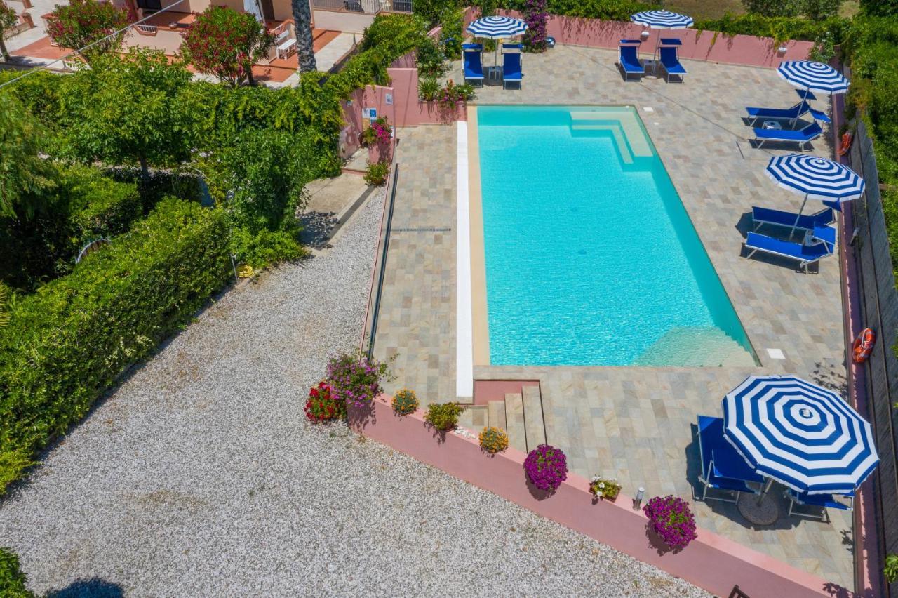Elbaloves Appartaments Villa Capoliveri  Zewnętrze zdjęcie