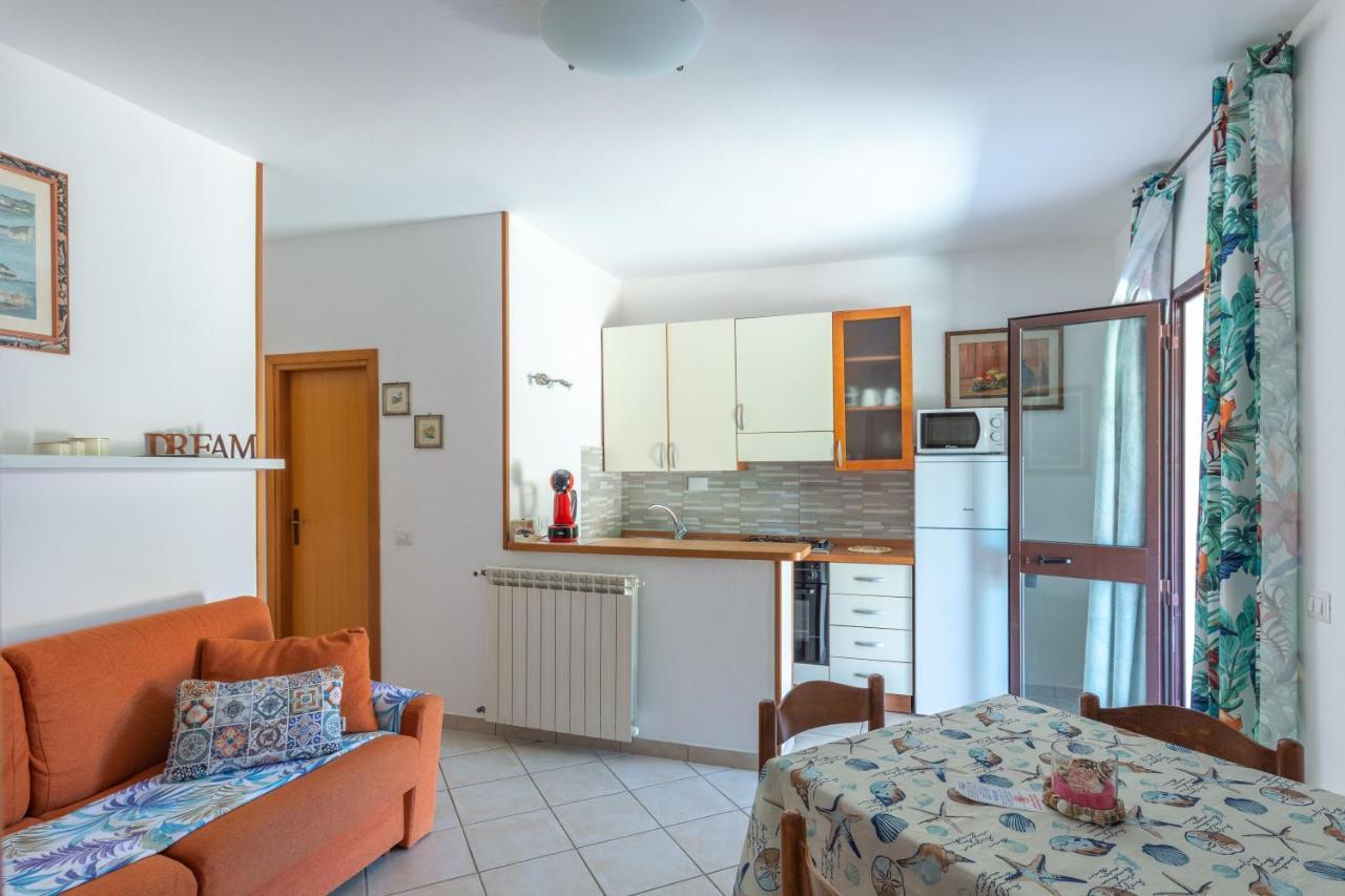 Elbaloves Appartaments Villa Capoliveri  Zewnętrze zdjęcie