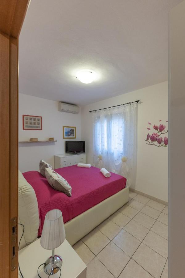 Elbaloves Appartaments Villa Capoliveri  Zewnętrze zdjęcie