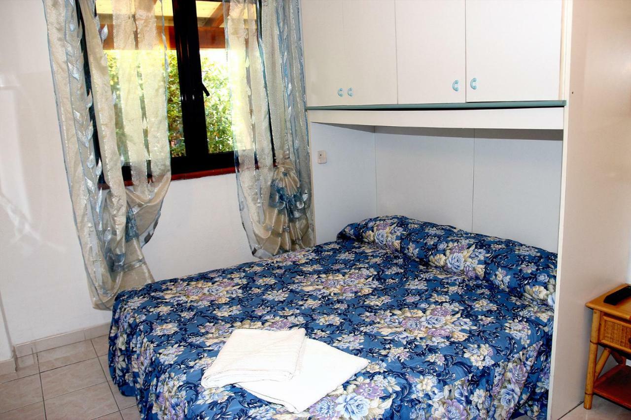 Elbaloves Appartaments Villa Capoliveri  Zewnętrze zdjęcie