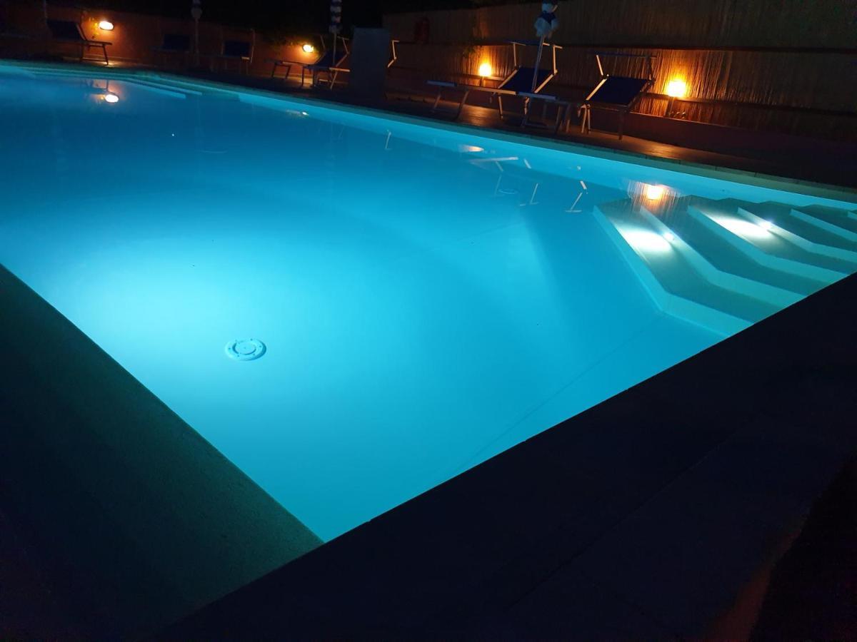 Elbaloves Appartaments Villa Capoliveri  Zewnętrze zdjęcie